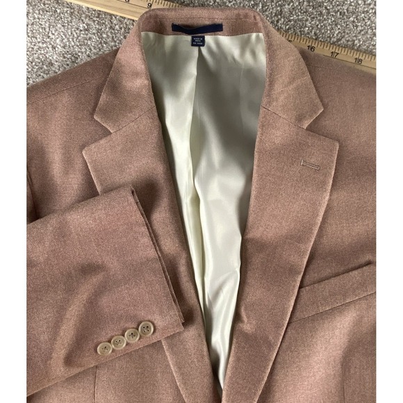 Jos. A. Bank Other - JOS A Bank The New Tradition Chambray Light Red Blazer Mens 42L Silk/Wool Preppy